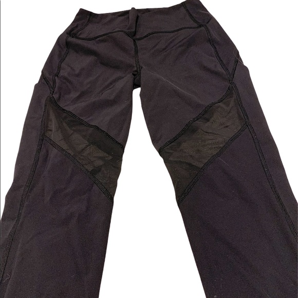 lululemon Luxtreme Mesh Crop 23” - Picture 2 of 8